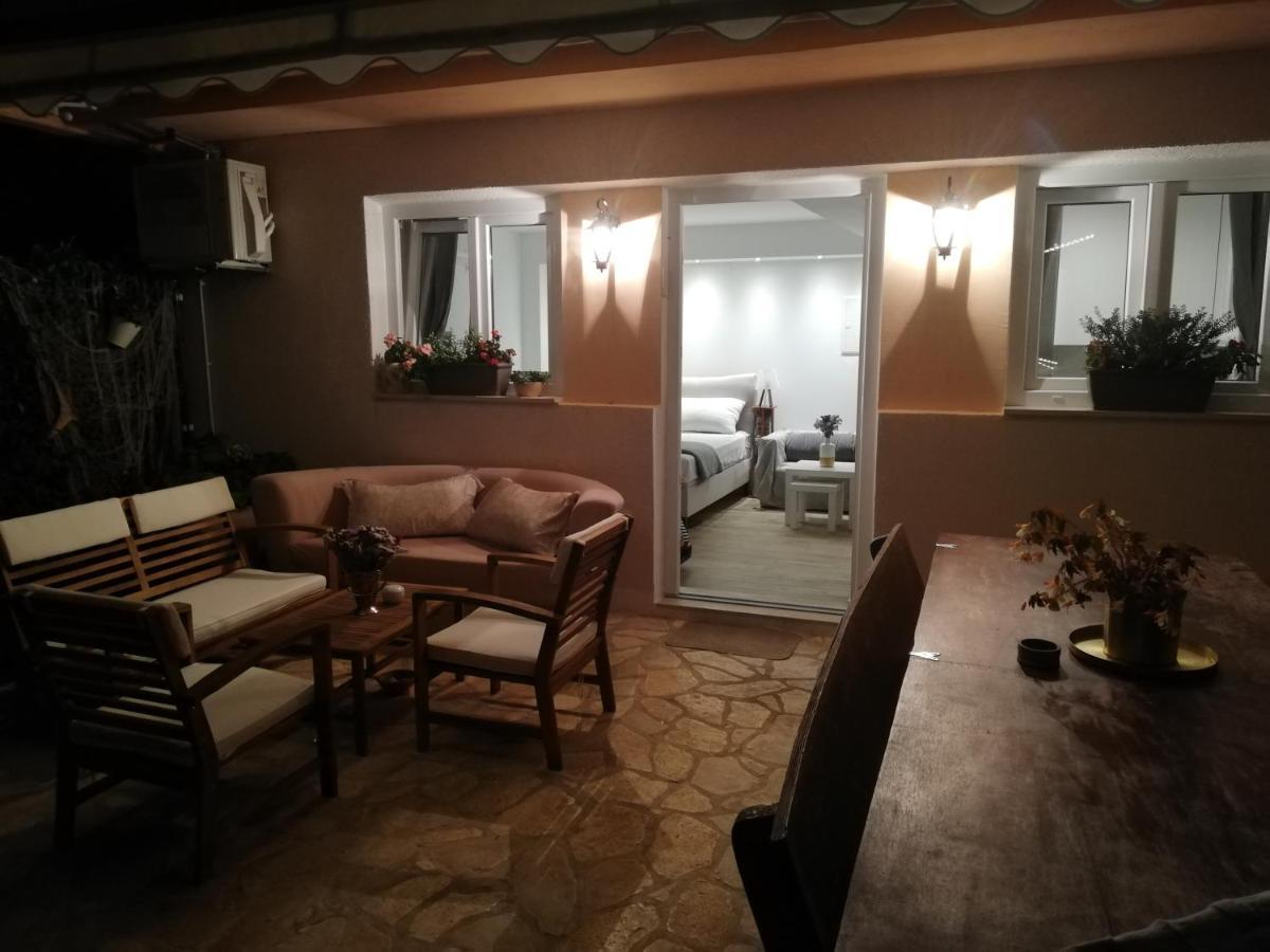 Mia Lägenhet Zadar Exteriör bild